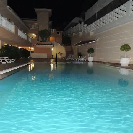 Romantic Retreat With Marine View