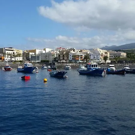 Romantic Retreat With Marine View