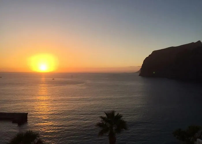 Apartamento Romantic Retreat With Marine View *