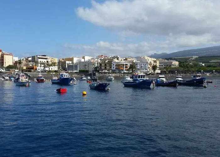 Romantic Retreat With Marine View