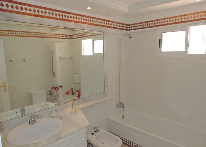 Apartment Romantic Retreat With Marine View *