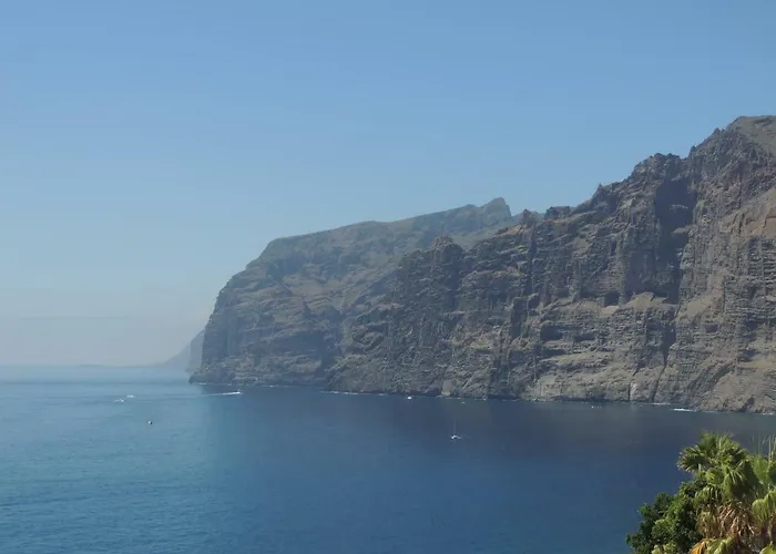 Romantic Retreat With Marine View