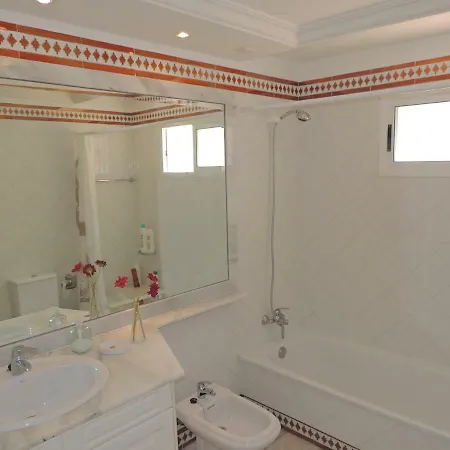 Lejlighed Romantic Retreat With Marine View *